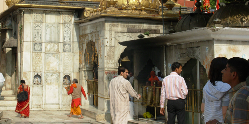 Nau Devi Darshan With Amritsar Golden Temple
