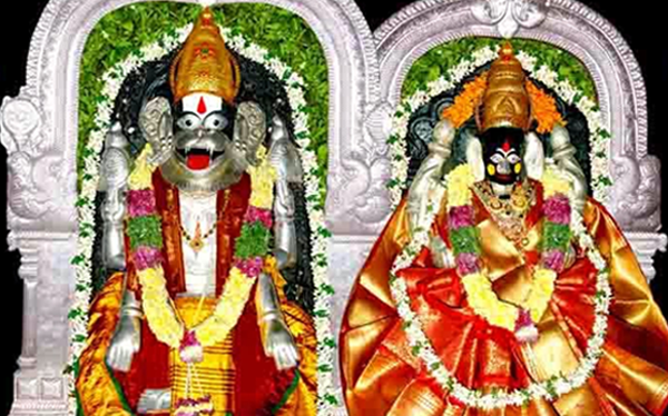 Yadagirigutta temple Tour with Hyderabad 