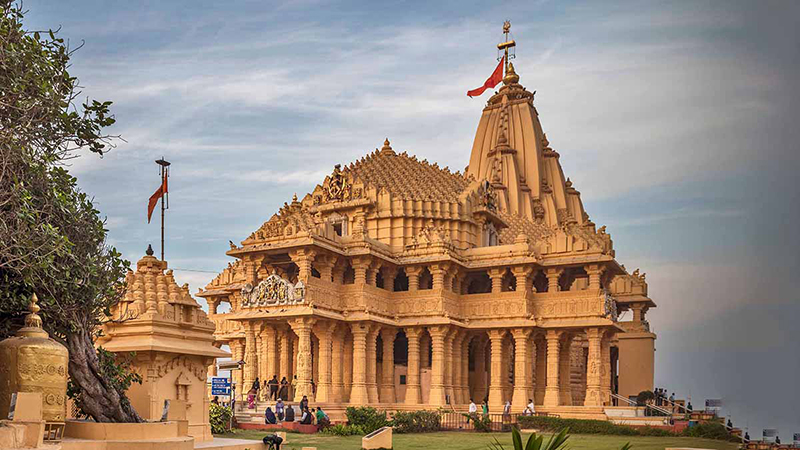 Somnath Temple: History, Architecture, and Legends